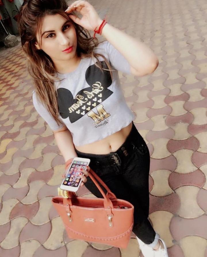 Vashi Escort Pics